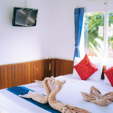 Amity Beach Resort Maret Ngoại thất bức ảnh