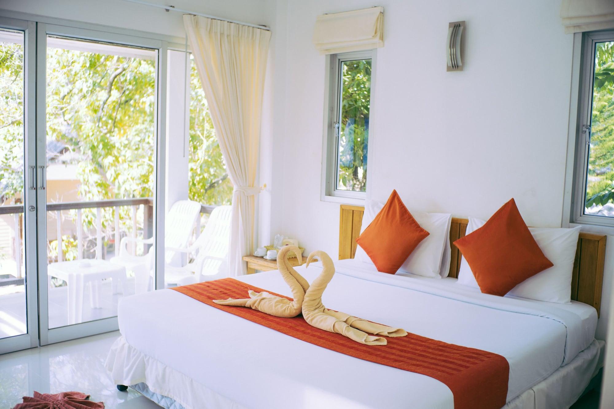 Amity Beach Resort Maret Ngoại thất bức ảnh