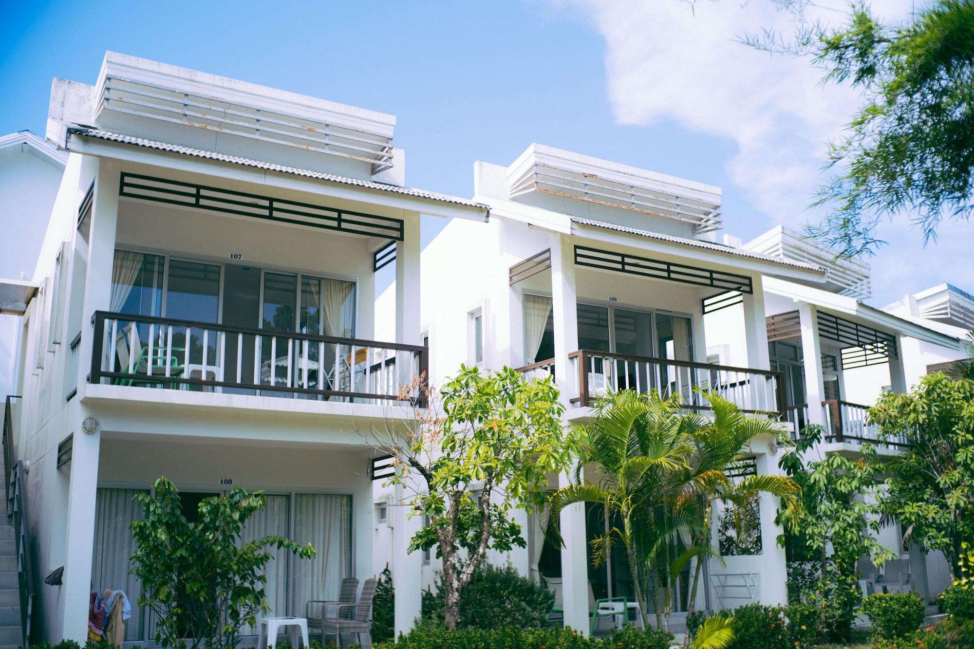Amity Beach Resort Maret Ngoại thất bức ảnh