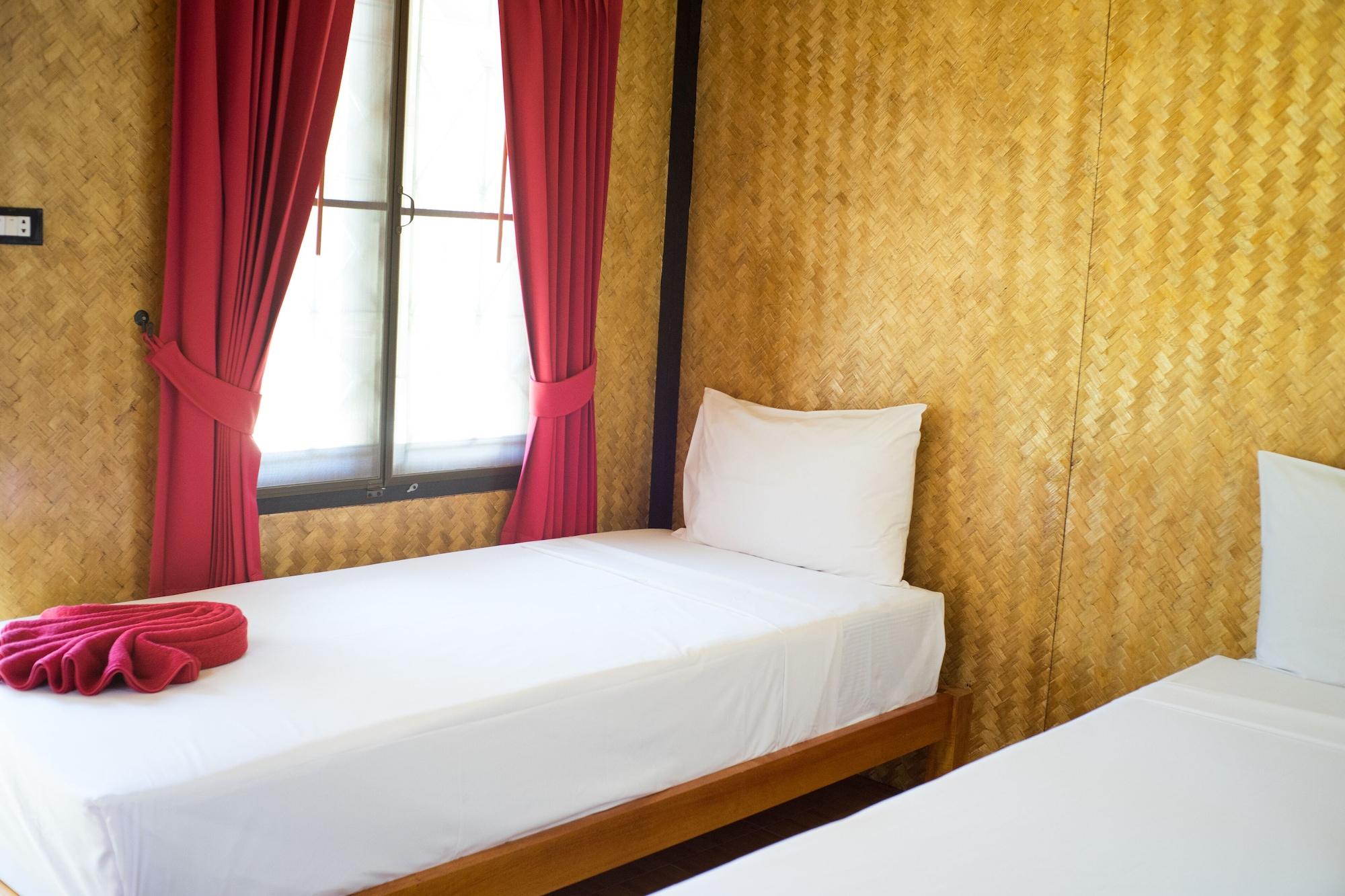 Amity Beach Resort Maret Ngoại thất bức ảnh