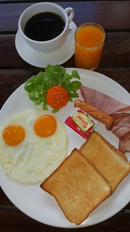 Amity Beach Resort Maret Ngoại thất bức ảnh
