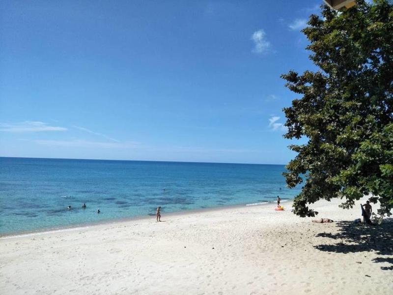 Amity Beach Resort Maret Ngoại thất bức ảnh
