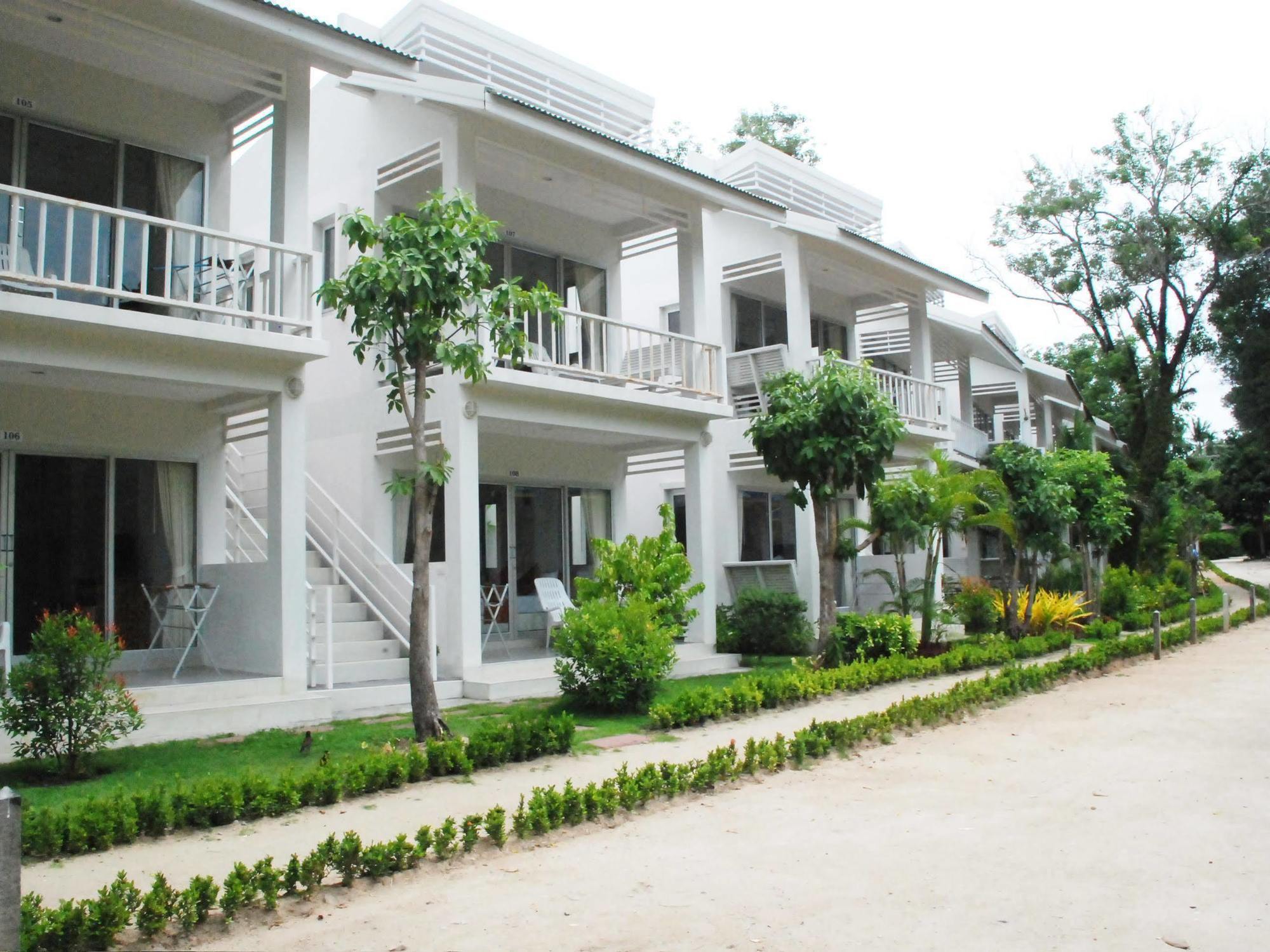 Amity Beach Resort Maret Ngoại thất bức ảnh