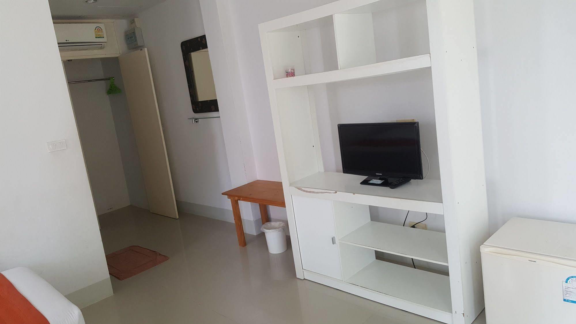 Amity Beach Resort Maret Ngoại thất bức ảnh